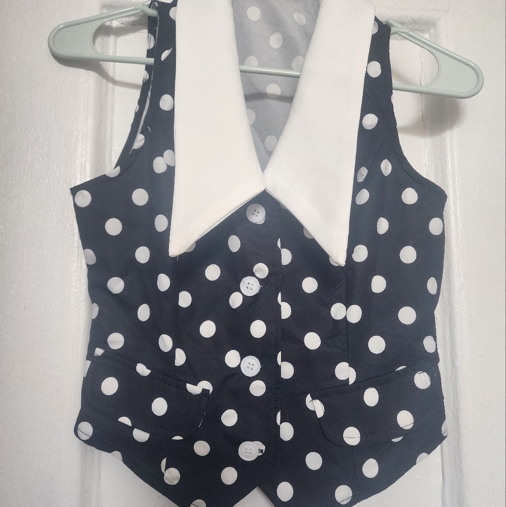 Polka Dot Sleeveless Blouse
